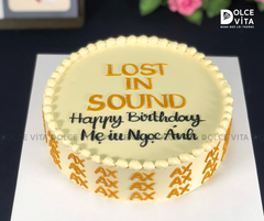 [1781] (45) Bánh Kem “Lost in Sound” – Phong Cách Tối Giản Cảm Hứng Armani Exchange