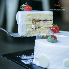 [1167] (70-80-120-150) Bánh kem Mixed Fruit vẽ nàng thơ và đóa hoa – Gửi trọn yêu thương ngày 8/3!