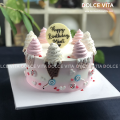 001 (70) Kem ốc quế - Ice cream