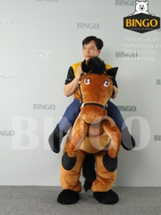 Trang phục hơi cưỡi ngựa