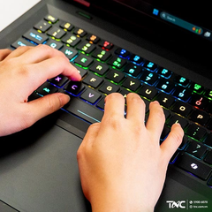 Laptop Acer Predator Helios 18 AI PH18-73-93P0 (U9-275HX/ Ram 64GB/ SSD 3TB/ RTX 5080 16GB/ Windows 11 Home/ 2Y/ Đen)