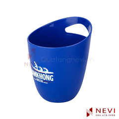 in xô đá ướp lạnh rượu bia bởi quà tặng nevi