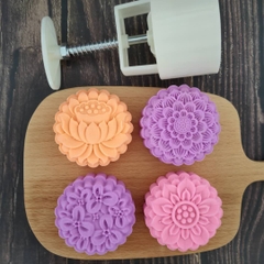 Khuôn Trung Thu 4 mặt Hoa Sen 3D 125gr