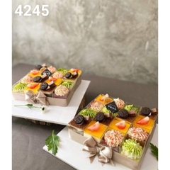 Ly nhựa mica vuông 4542