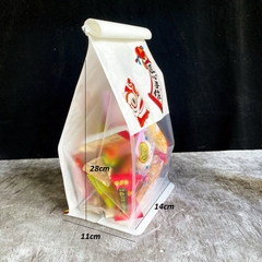 Túi dây gài màu trắng họa tiết múa lân - Size trung