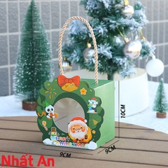 Hộp giấy đựng bánh kẹo Noel vòng xanh