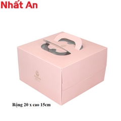 Hộp bánh kem giấy kèm đế 20 x 15cm màu hồng