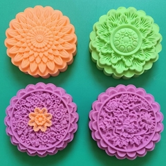 Khuôn Trung Thu 4 mặt hoa 150gr - 180gr