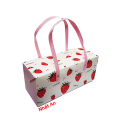 Hộp bánh dứa dâu tây