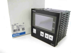 Bộ điều khiển nhiệt độ Omron  E5AZ-C3MT