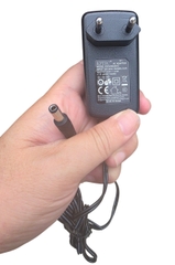 Nguồn Adapter 9V-2A chân thường 5.5 x 2.5mm, loại tốt chính hãng KPTEC
