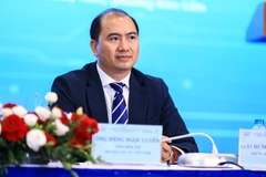 So sánh thị trường kỳ hạn và giao dịch “bạc trên giấy”: Khác nhau ở đâu về bản chất?