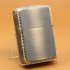 Zippo rồng hông dập nổi giới hạn