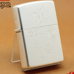 zippo tuyết trắng