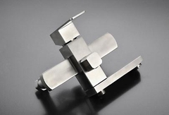 SEN TẮM CÂY NÓNG LẠNH DAESUN DS 115