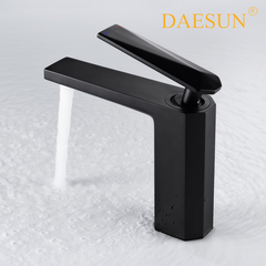 VÒI CHẬU LAVABO NÓNG LẠNH DAESUN DS 3225