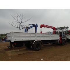 Bán xe cẩu tự hành 5 tấn Unic gắn xe Dongfeng trường giang 8 tấn