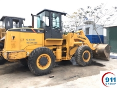 Bán xúc lật cũ 1,8 khối Liugong 836