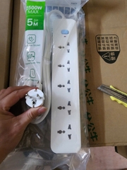 Ổ cắm có tiếp địa N1050