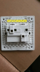 Công tắc ba 1 chiều G06K311Y Bull