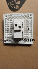 Công tắc đơn G06K111Y