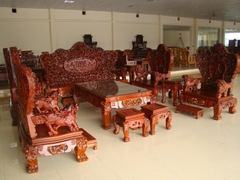 Bộ ghế rồng bát mã 17 món gỗ hương