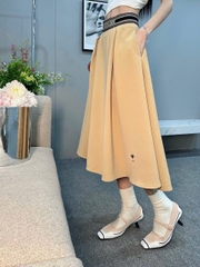 Chân váy Dior cạp chun 2 màu