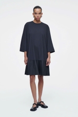 Váy COS suông tay lỡ cổ tròn xếp ly navy