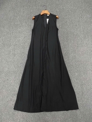 Váy Poplin cổ chữ V xẻ sâu TOTEME