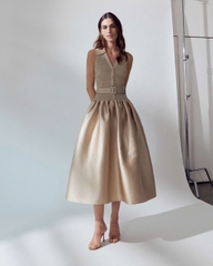 ĐẦM MIDI SELF -PORTRAI DỆT KIM KHÔNG TAY MÀU VÀNG ÁNH KIM BẰNG VẢI TAFFETA