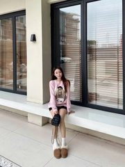 Áo len WHOAU cổ tròn len wool 2 màu hoạ tiết gấu thêu Freesize