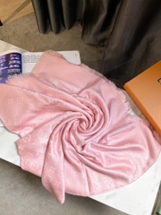 Khăn Choàng Monogram Shine
