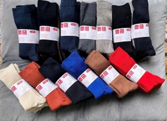 Tất UNIQLO unisex dòng cao cổ