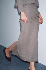 Chân váy midi dạ Zara