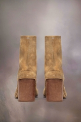 Tabi ankle boots