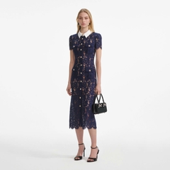 Váy midi cổ ren tương phản màu xanh navy