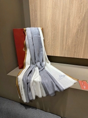 Khăn Loro Piana viền kẻ 100% cashmere