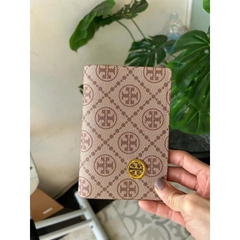 Ví đựng passort Tory Burch họa tiết