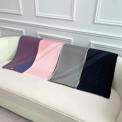 Khăn Gucci 5 màu 80% wool 20% silk VIP Sz140x140