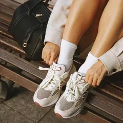 Sneacker LoroPiana collab NB