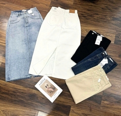 Chân váy midi denim Zara trắng xẻ sau