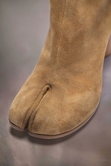 Tabi ankle boots