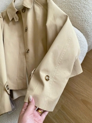 ÁO KHOÁC TRENCH COAT NGẮN OVERSIZED CÓ CẦU VAI