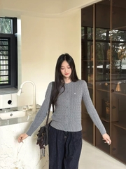 CDG CK vặn thừng cổ tròn 4 màu