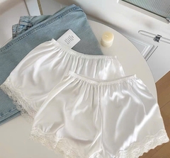 Quần lụa ngủ viền ren La Perla 3 màu  set 3pcs