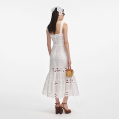 Váy Self-Portrait trắng ren 3D đuôi cá kèm belt