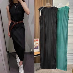 Váy sát nách COS ly dập suông daì