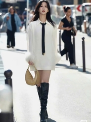 Váy sơ mi Valentino lụa trắng tay lông vũ