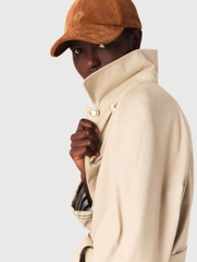 Áo khoác trench coat cổ và tay áo tương phản