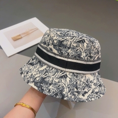 Mũ Dior họa tiết 2 màu fullbox